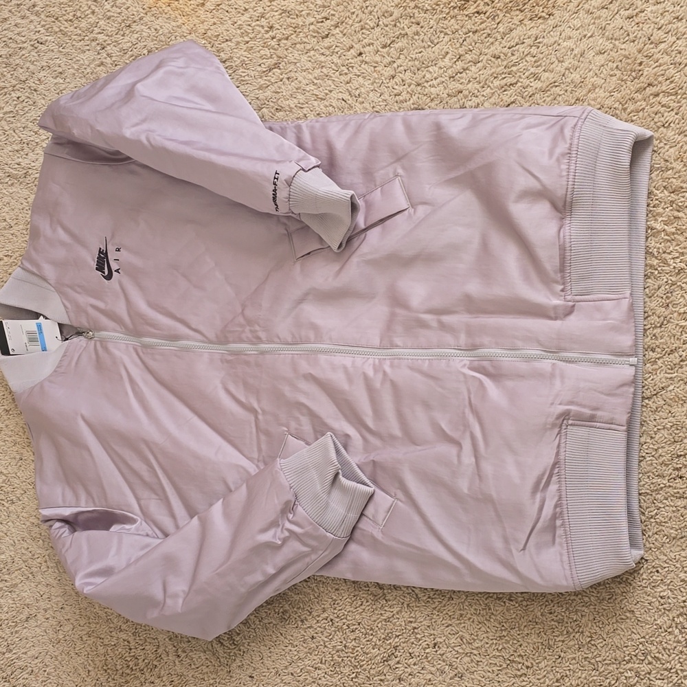 Stay Warm in Style – Nike Therma-FIT Puffer Parka (M, Oversized Fit)